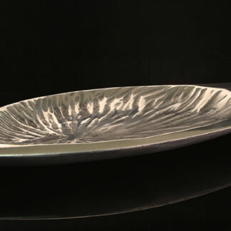 aluminum leaf-shaped tray, modern design, object holder, office furniture, cast aluminum, Italian craftsmanship, desk accessories, nature design